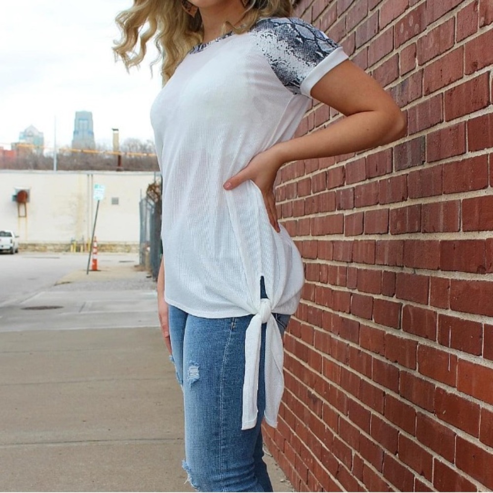 Snake Detail Raglan Tee